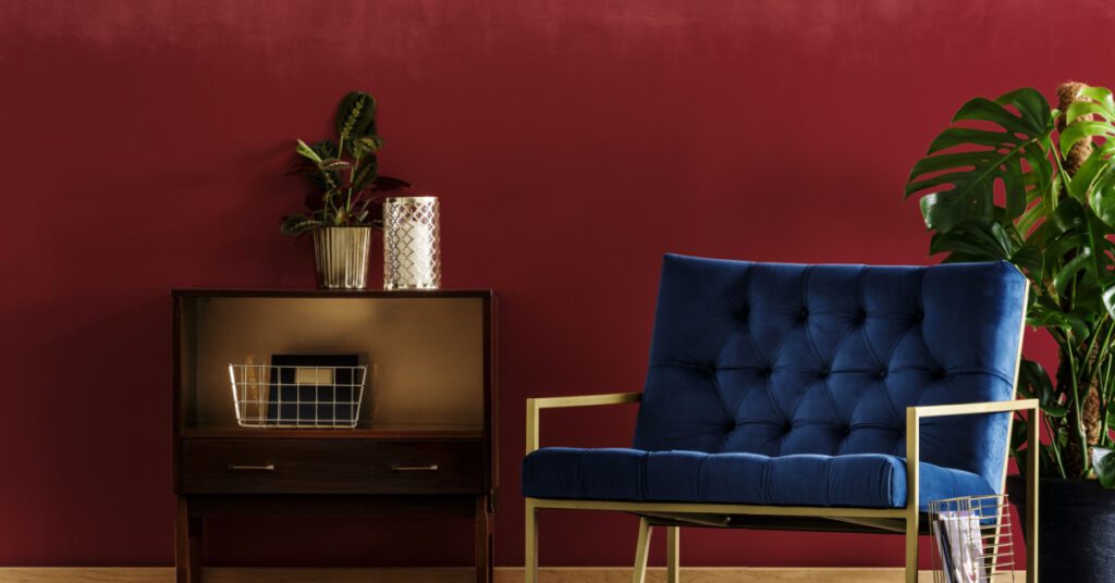 Wall Paint Color Combinations For The Wow Factor! red and blue